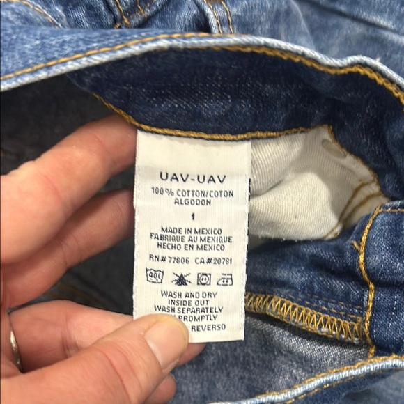 Tommy Jean Flared Size 1 - Picture 6 of 6